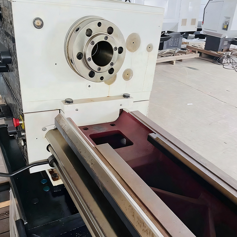 CDS6166B / CDS6166C High‑Rigidity Horizontal Lathe